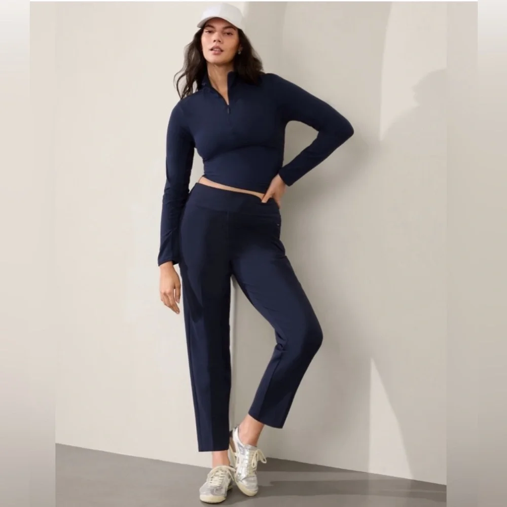 NWOT Athleta Navy Endless Pants Size 6/P